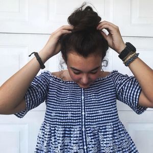 Meet your Posher, Aurora